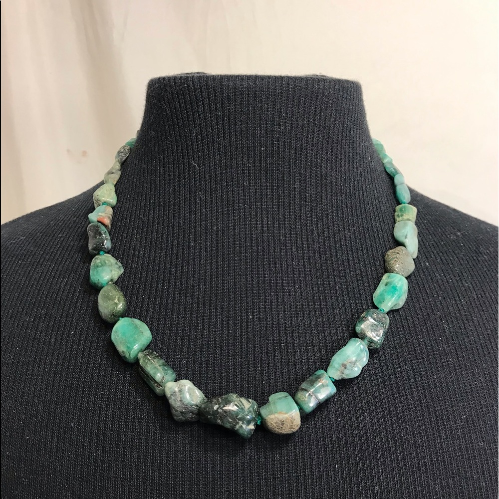 🔆 Beautiful beaded Jade necklace